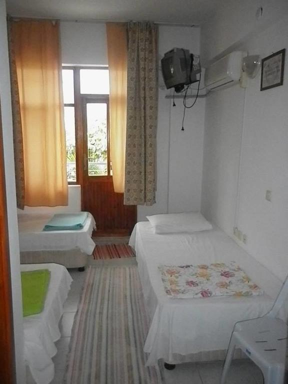 Keramos Pansiyon Finike Kültér fotó